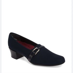 MUNRO NWT BLACK STRETCH FABRIC HEELS SZ 5.5 WOMENS MSRP $230